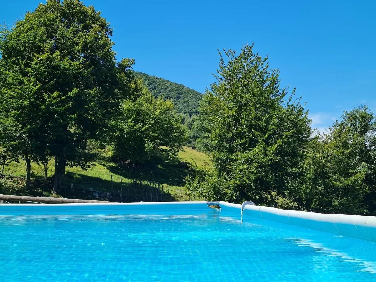 Agriturismo Baita Bave Pellio Inferiore Italy
